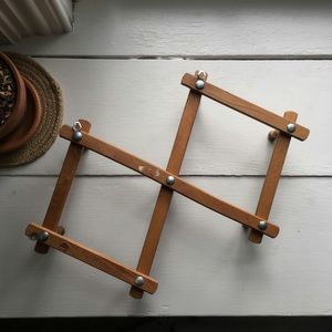 Vintage mug rack/wall hanger